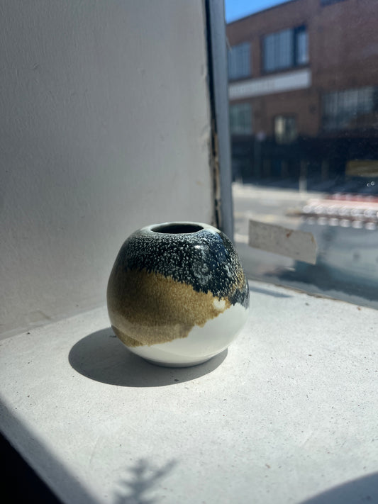 Temoku Mini Moonbowl Vase